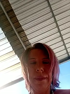 Juicy_Lucy live cam profile