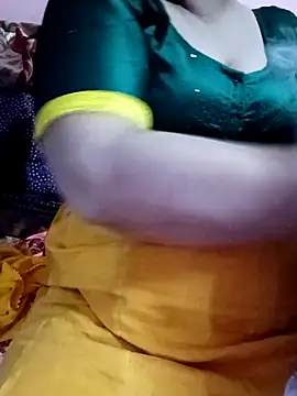 Webcam Model (Gujju_bhabhi69)  is live.Free join now!