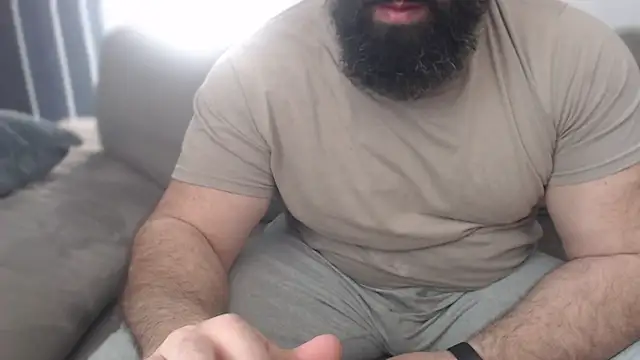 hugemachohandsom... Live Webcam on Stripchat