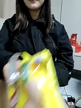 美女Aoo520520在线直播