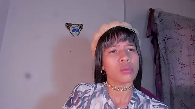 bad_girl_xxx (F teen) - make me Squirt