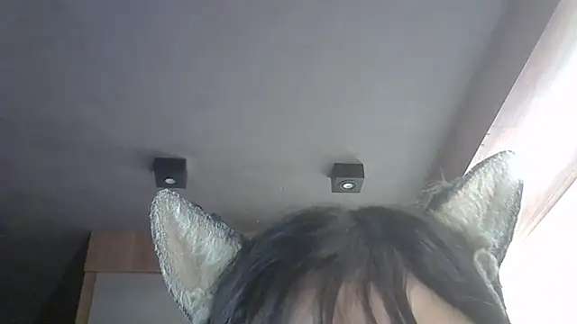 skinnykitten (T young) - bite🫦mordidinha