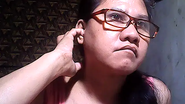 sweetsosie18 - Sweetsosie18's free webcam - UK Sex Cams