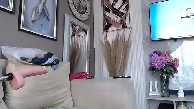 thickyminajxx - ThickyMinajxx's free webcam - UK Sex Cams