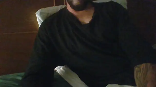 freetom31 - Freetom31's free webcam - UK Sex Cams