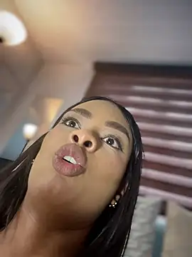 ⭐ Strong curves, soft moans, and a wild imagination ⭐