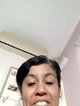 Webcam Model (Molly_newman6)  is live.Free join now!