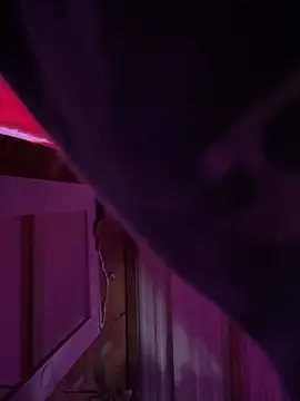 Webcam Model (RAKEL37)  is live.Free join now!