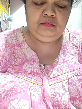 tamilthanushri (F milf) - Pusyy flash