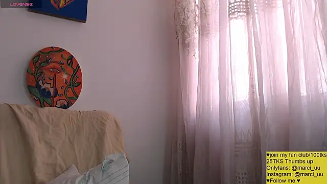 Marci_owo live sex cam