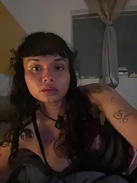 estradiolist - Estradiolist's free webcam - UK Sex Cams