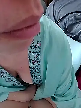 lily2022 (F milf) - Finir nue