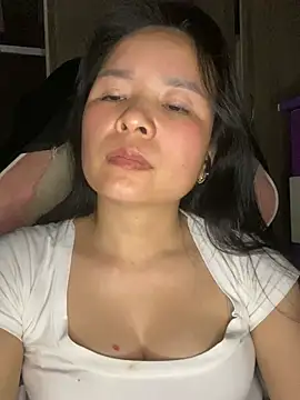 ivy_trix2 (F young) - Help me 🥺