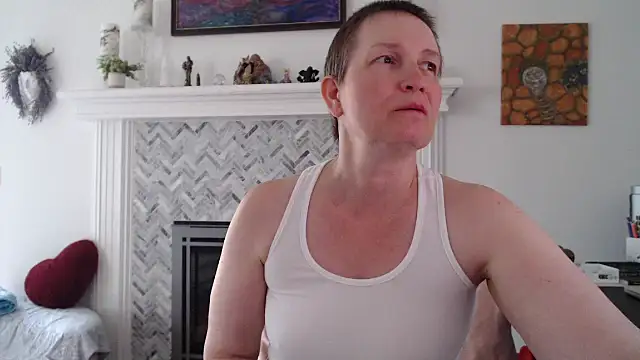 AuroraWillows's Stripchat show and profile