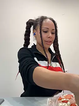 HaileyDiana live sex cam