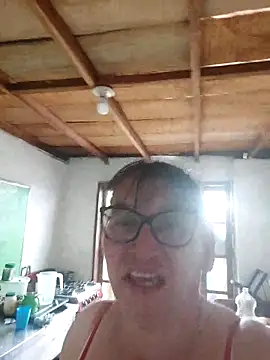 Webcam Model (clarita_01)  is live.Free join now!