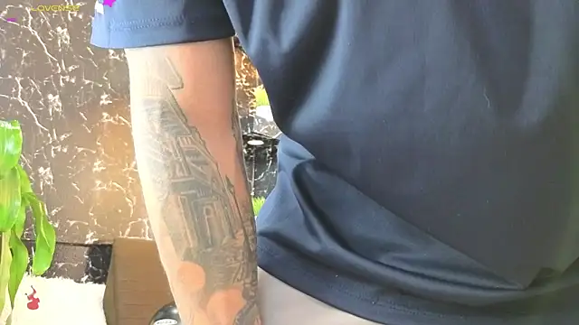 alexander_ferre - Alexander_ferre's free webcam - UK Sex Cams