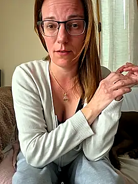 spicelea (F milf) - JOGGING OFF + JE TE SUCE