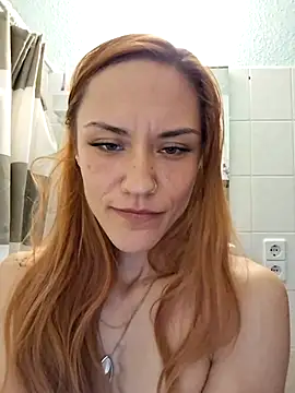 SlimBellaa from StripChat is Freechat