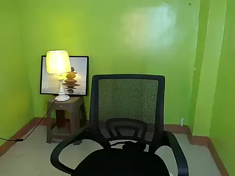 ms_sultrysallyyxx (T teen) - MAKE ME CUM BABY!