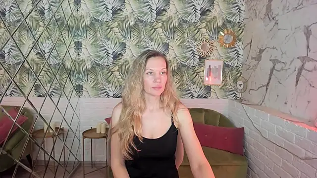 nancygrace - NancyGrace's free webcam