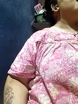 Webcam Model (tamilthanushri) is live