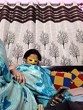 gullapi (F milf) - 10min full open show