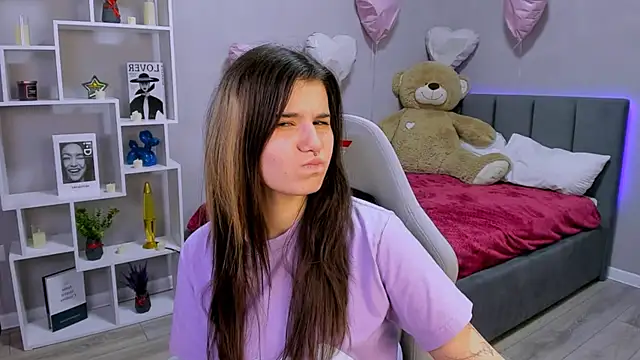 anoradark (F teen) - I'm sick. Please give me a day off