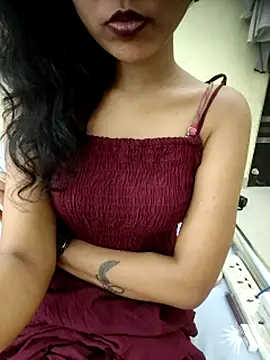 snaya-baby (F young) - Cigrate 🚬🚬🚬