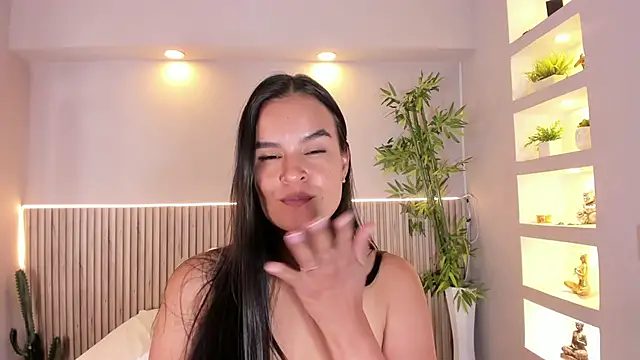 luciemillerr - LucieMillerr's free webcam