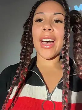 HaileyDiana live sex cam