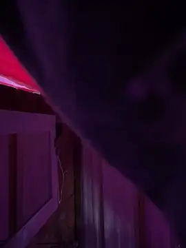 rakel37 - RAKEL37's free webcam - UK Sex Cams