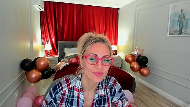 MuseOfStage live sex cam