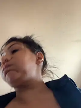 LittleMissEeve live sex cam