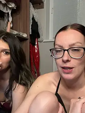 le modèle RussianGirls_ est en webcam porno dans un show sur le site stripchat, il possède les tags suivants: couples,ahegao,best,big-ass,big-nipples,blowjob,cam2cam,camel-toe,cock-rating,cooking,cowgirl,deepthroat,dildo-or-vibrator,dirty-talk,doggy-style,erotic-dance,facial,fingering,foot-fetish,footjob,gagging,glamour,handjob,hd,heels,humiliation,interactive-to