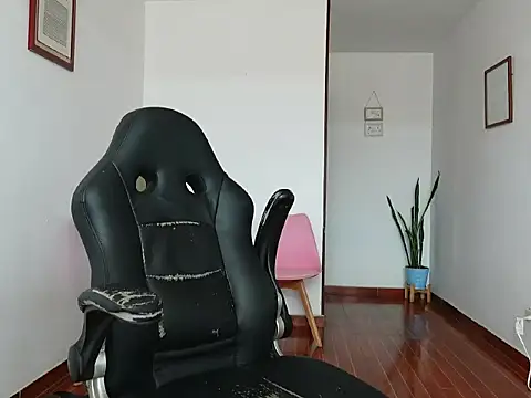 jon-bukowsky (Ask my age) - Spill my cum, body bathed in oil.