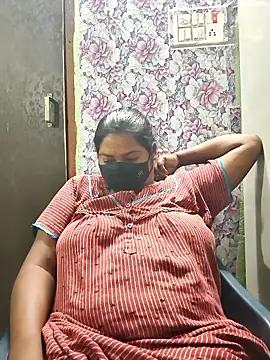 Webcam Model (Liyaa_24)  is live.Free join now!