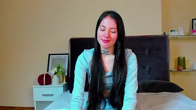 adrianacult - AdrianaCult's free webcam