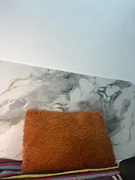 Webcam Model (paribaby09)  is live.Free join now!