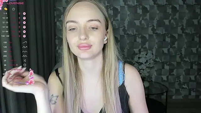 a_delina (F teen) - oil tits🍒