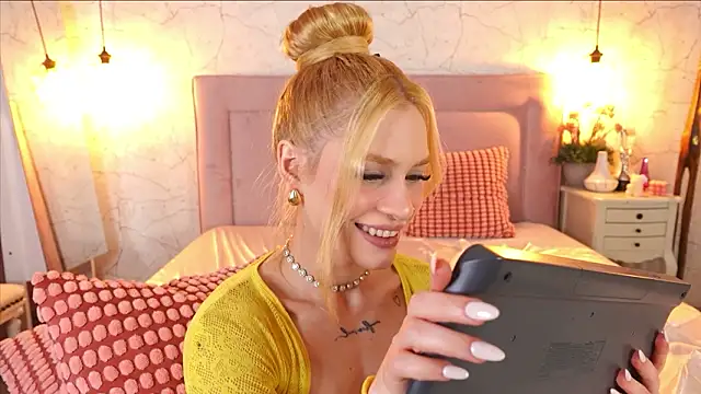 channelangeless (F young) - Give pleasure to my pussy 🔥