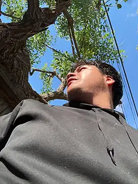 vic2big (M young) - To to start my Cultivaton