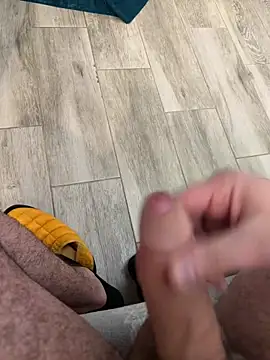 lucky123babe (M young) - Anal toys