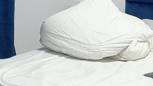 beatriceskye1 (F young) - Warm me up