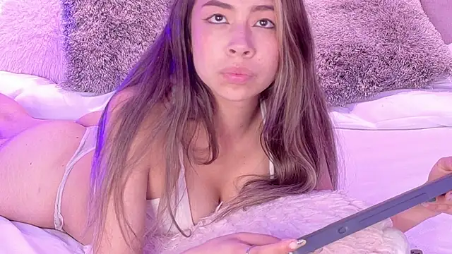 valerygomezz (F teen) - RUB PUSSY