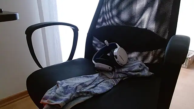 z3phs1337m (Ask my age) - edging