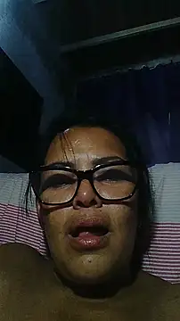 Webcam Model (Xoticxenax) is live