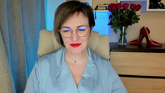 feliziadesire - FeliziaDesire's free webcam