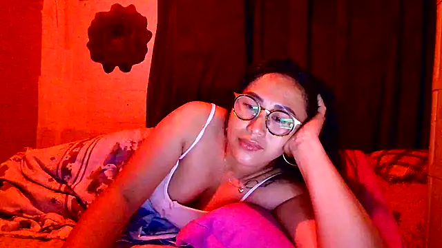 ugly-filipina - Ugly-Filipina's free webcam