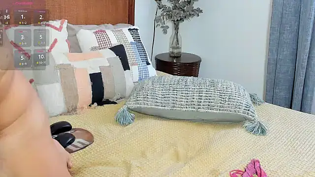 christine_35 (F milf) - :ass:Doggy without panties:ass: